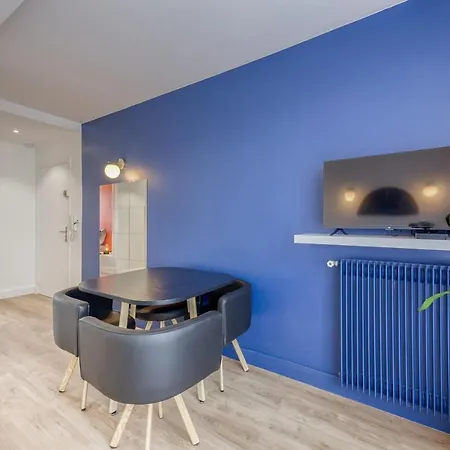 The Blue And Gold Cocoon Apartment