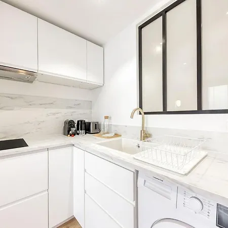 The Blue And Gold Cocoon Appartement